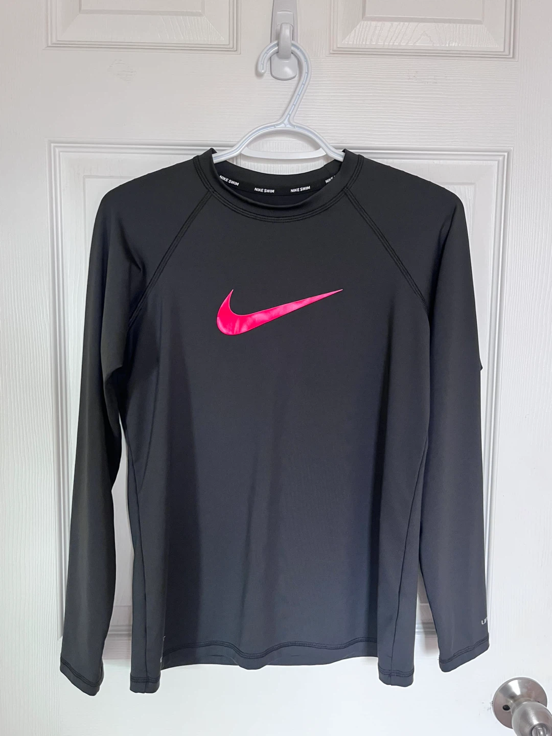 Nike Dri-Fit Rash Guard - Black - Size Medium