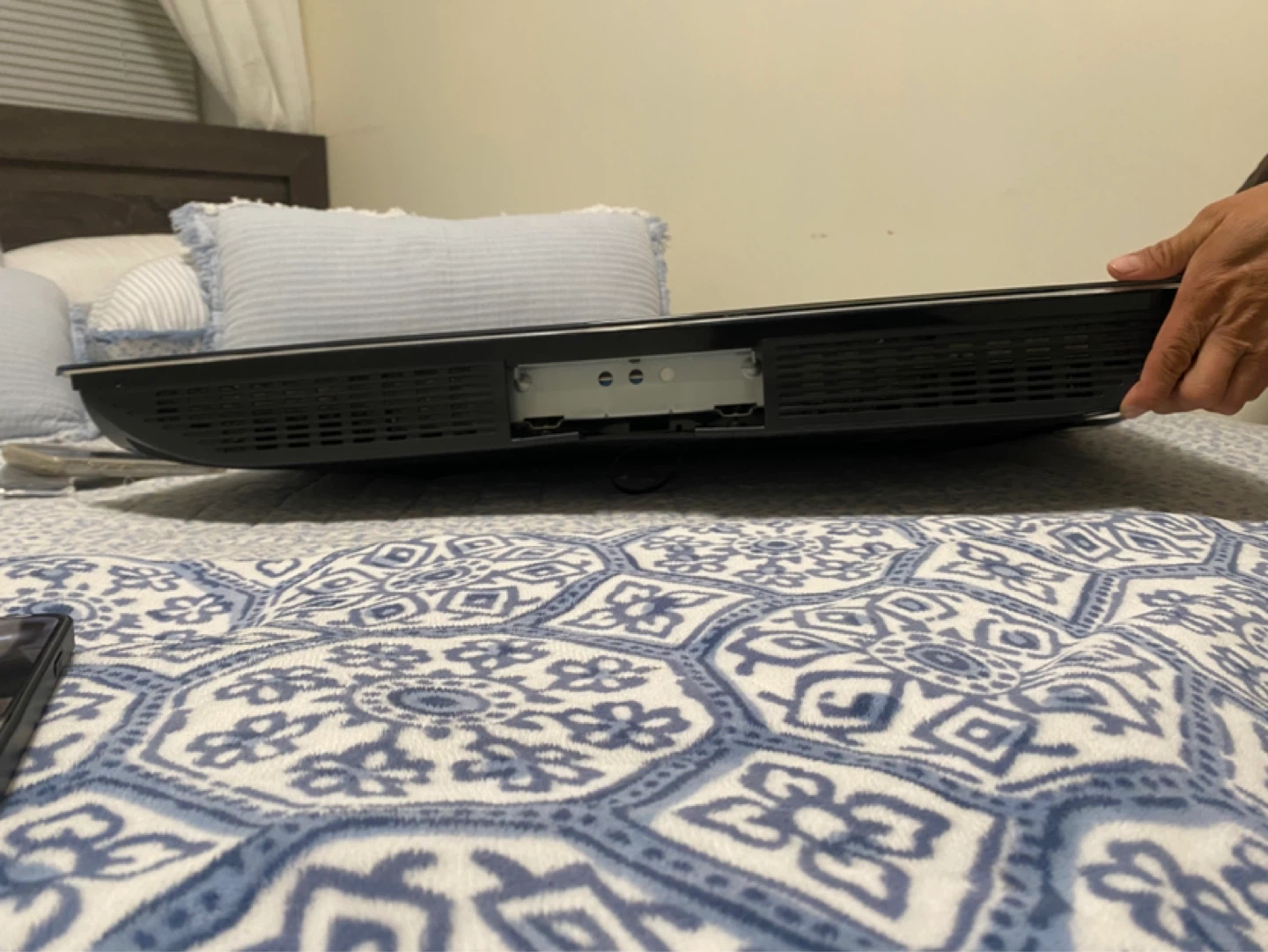Samsung 24" LED TV - photo 2