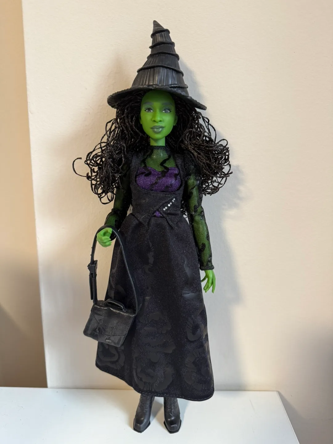 Wicked Elphaba doll - photo 2