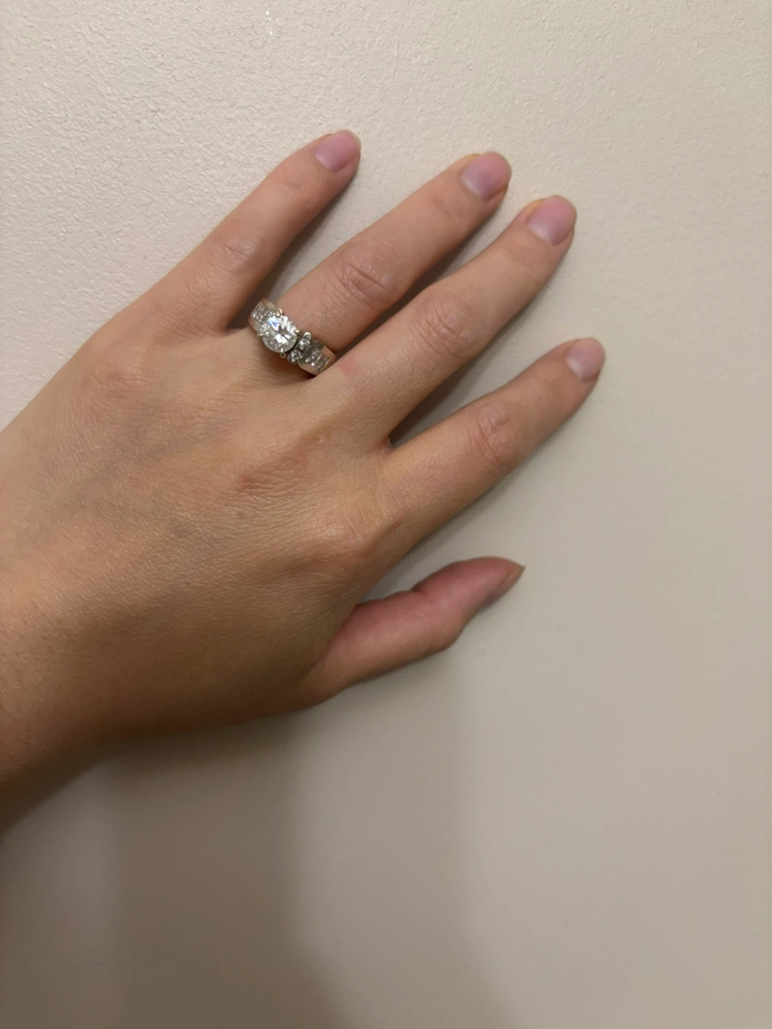 Engagement Diamond Ring - photo 2