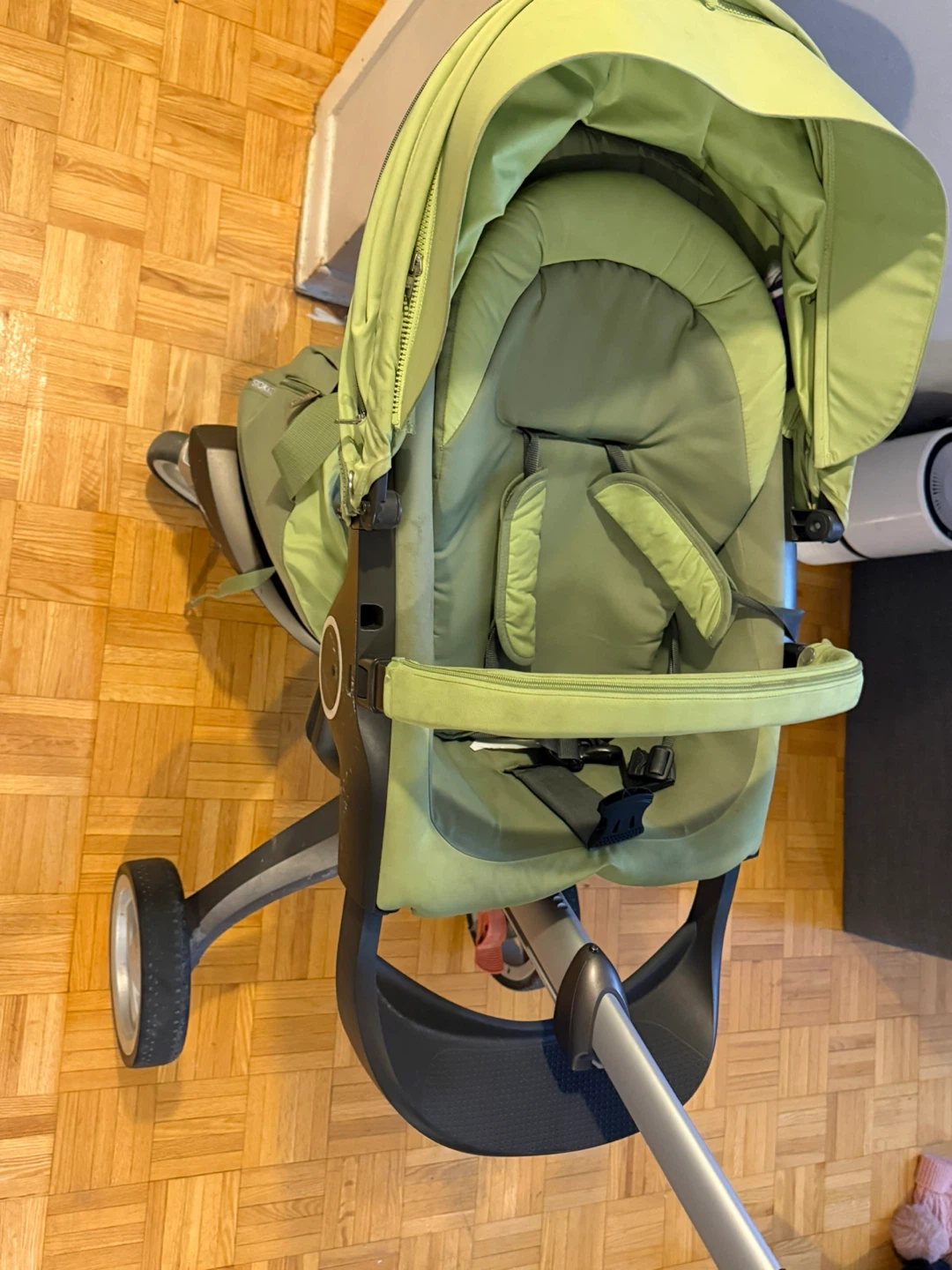 Stokke Xplory V5 Stroller in Green - photo 2