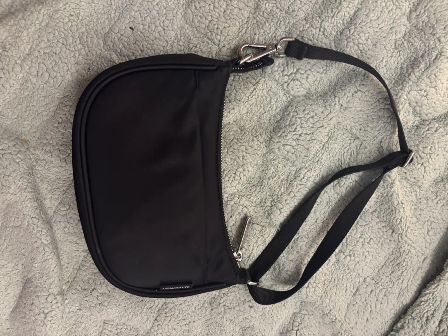 Lululemon Black Shoulder Bag - photo 4