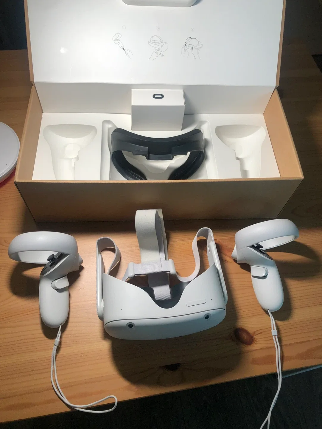 Oculus Quest 2 Virtual Reality Headset - photo 3