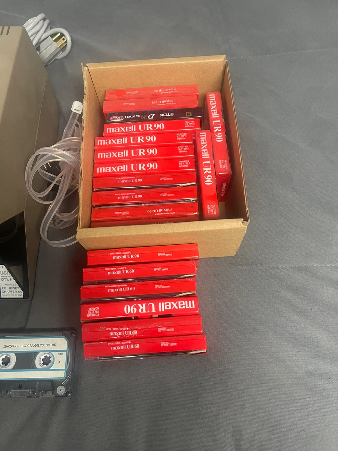DOWALERT Cassette Voice Recorder with Maxell Tapes - photo 3