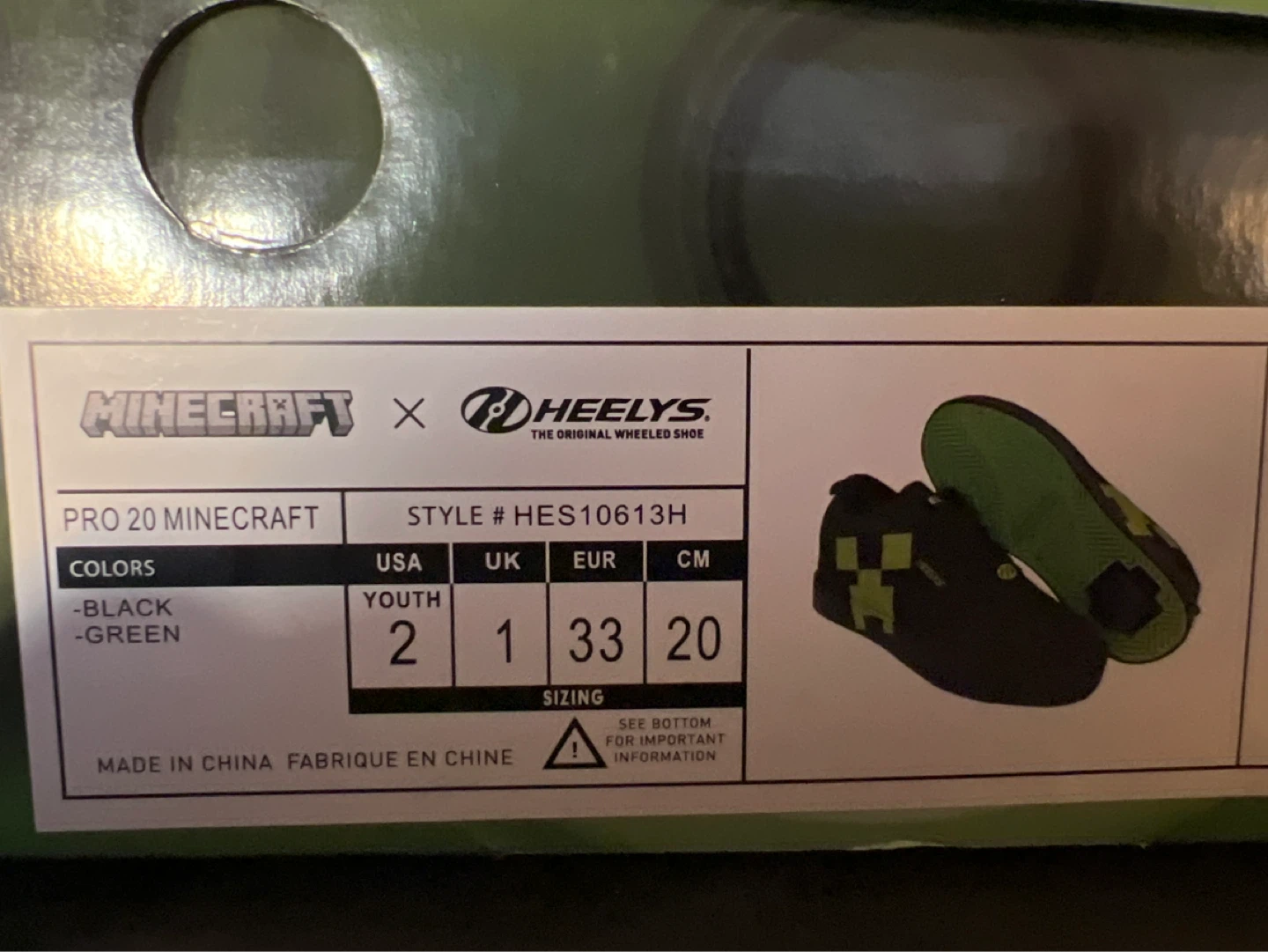 Heelys Pro 20 Minecraft Wheeled Shoes Youth 2 Black/Green - photo 4