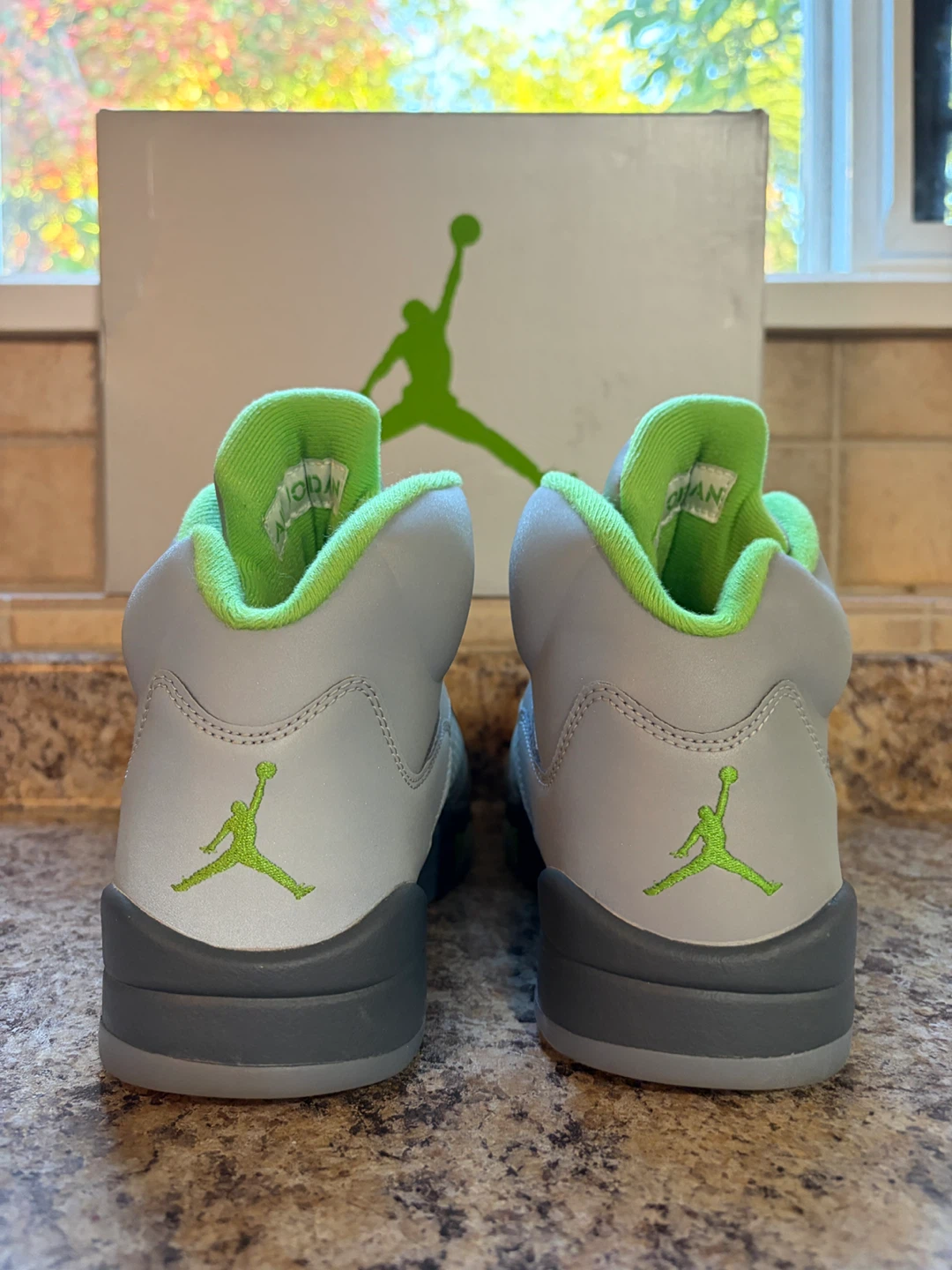 Air Jordan 5 Retro "Green Bean" - photo 2