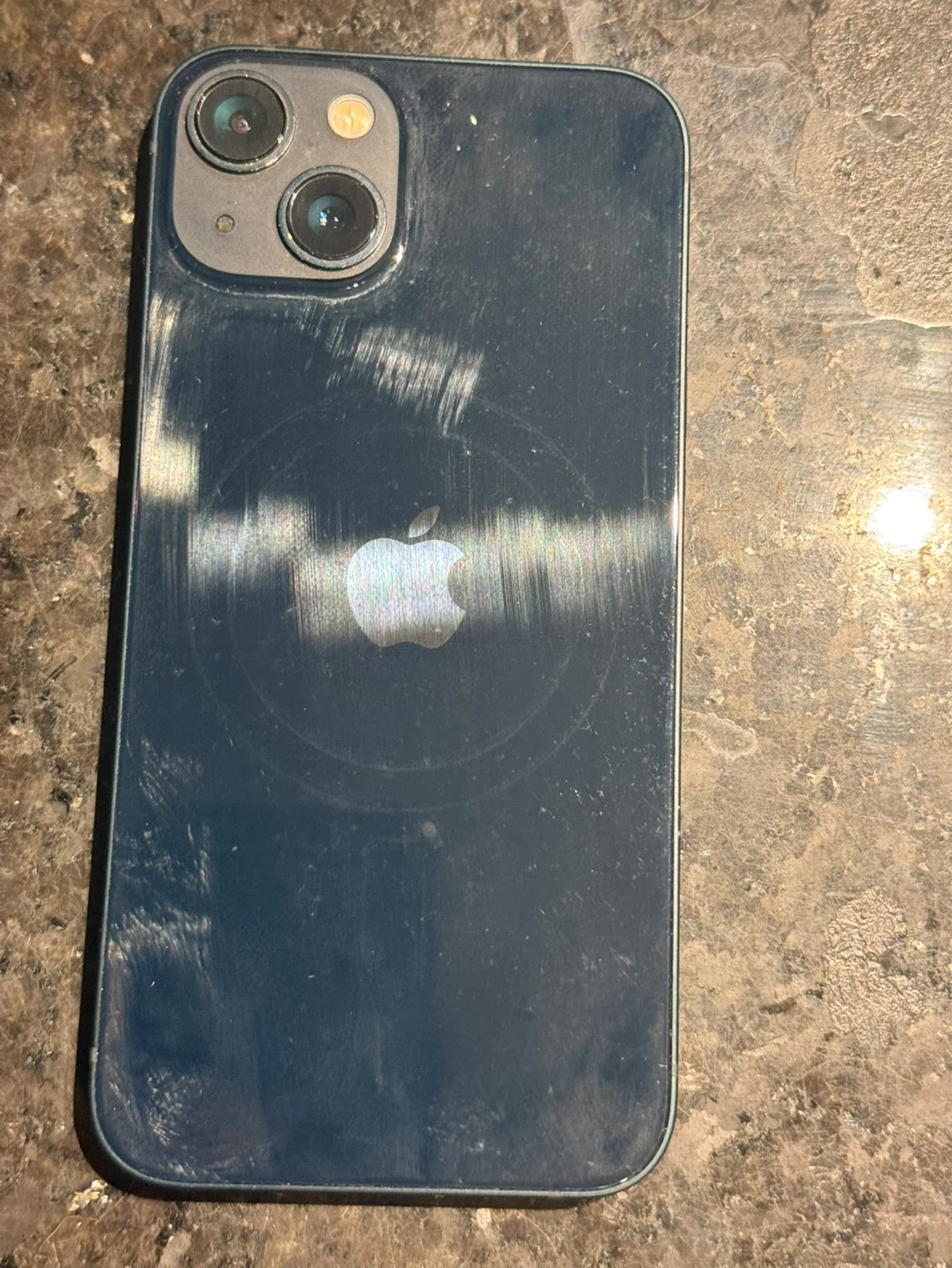 Apple iPhone 13 - photo 2