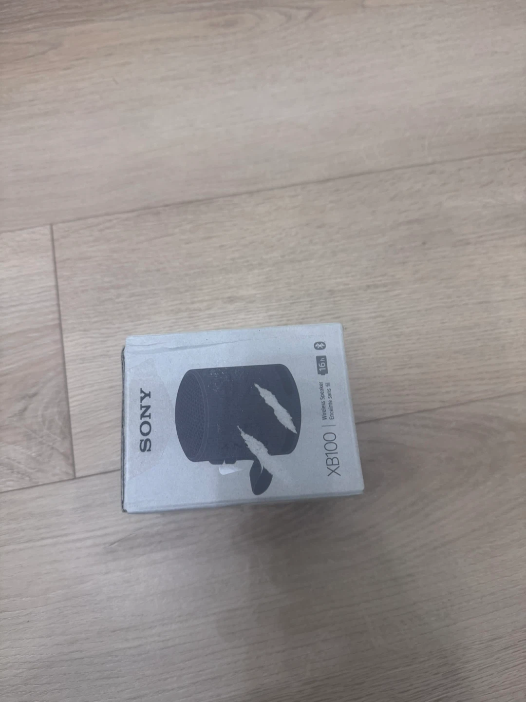 Sony XB100 Wireless Speaker - photo 3