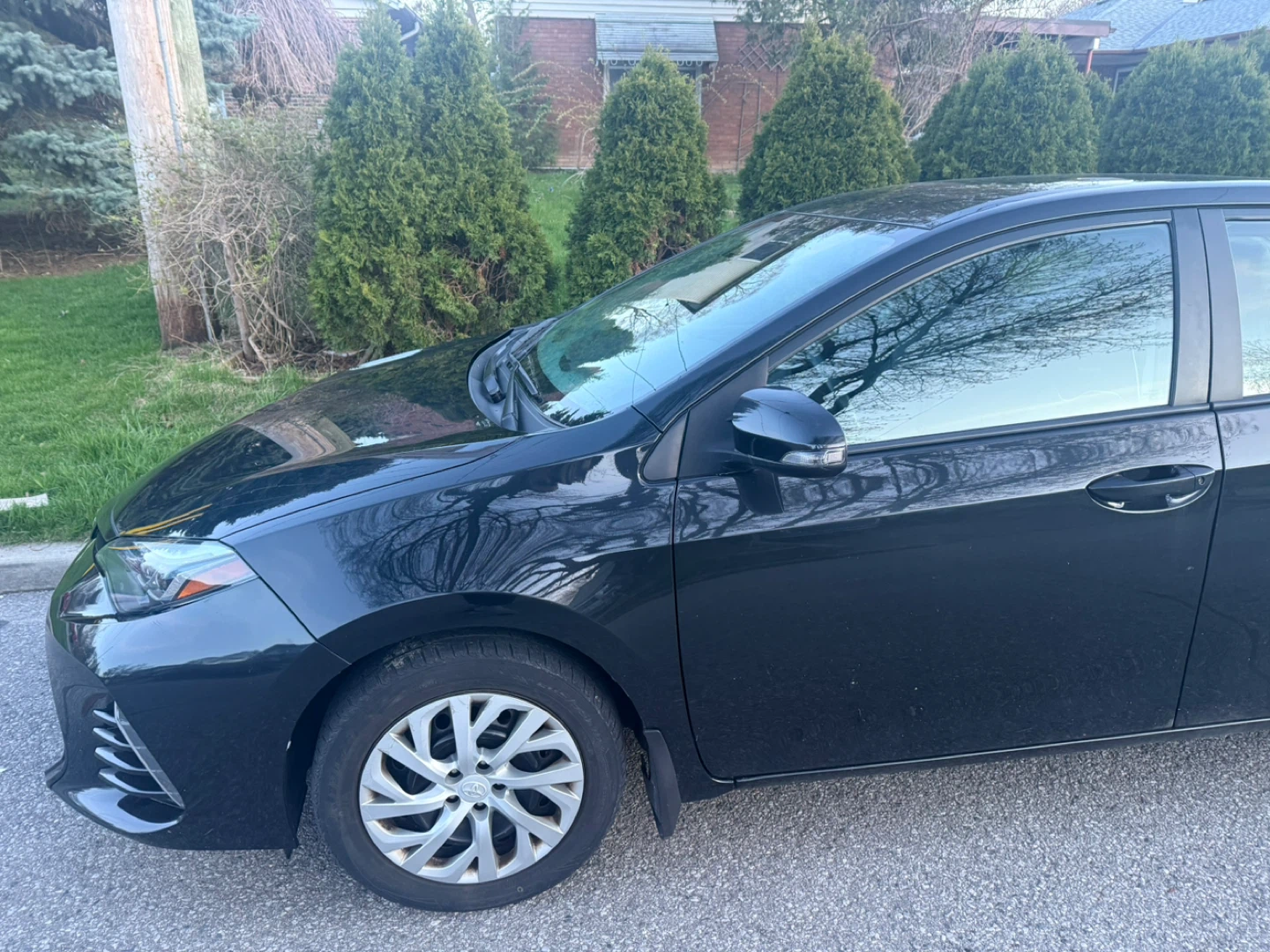 Black Toyota Corolla SE Sedan 2018 sep - photo 2