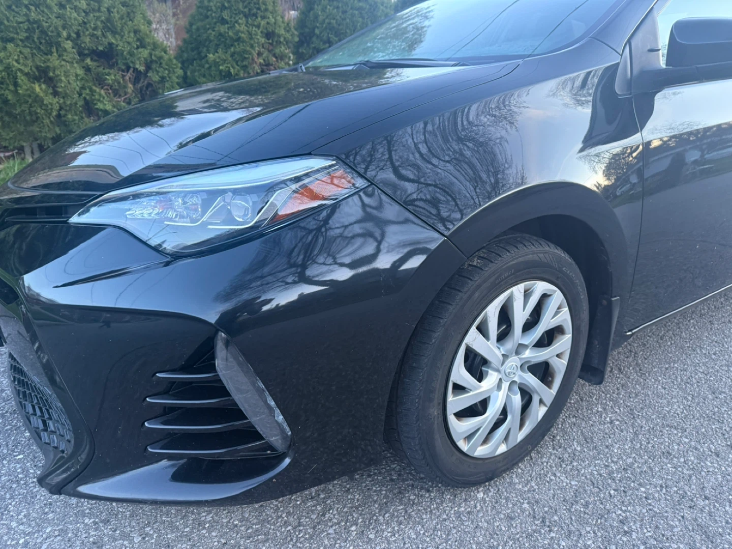 Black Toyota Corolla SE Sedan 2018 sep - photo 3