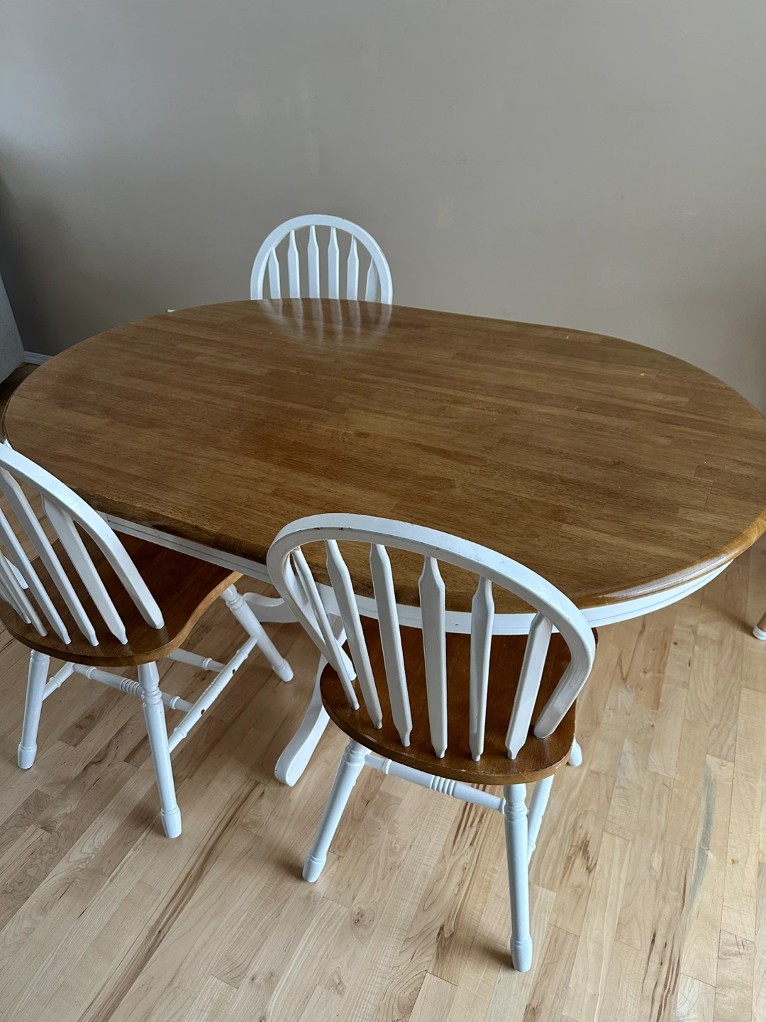 Oval Dining Table and 3 Chairs Set