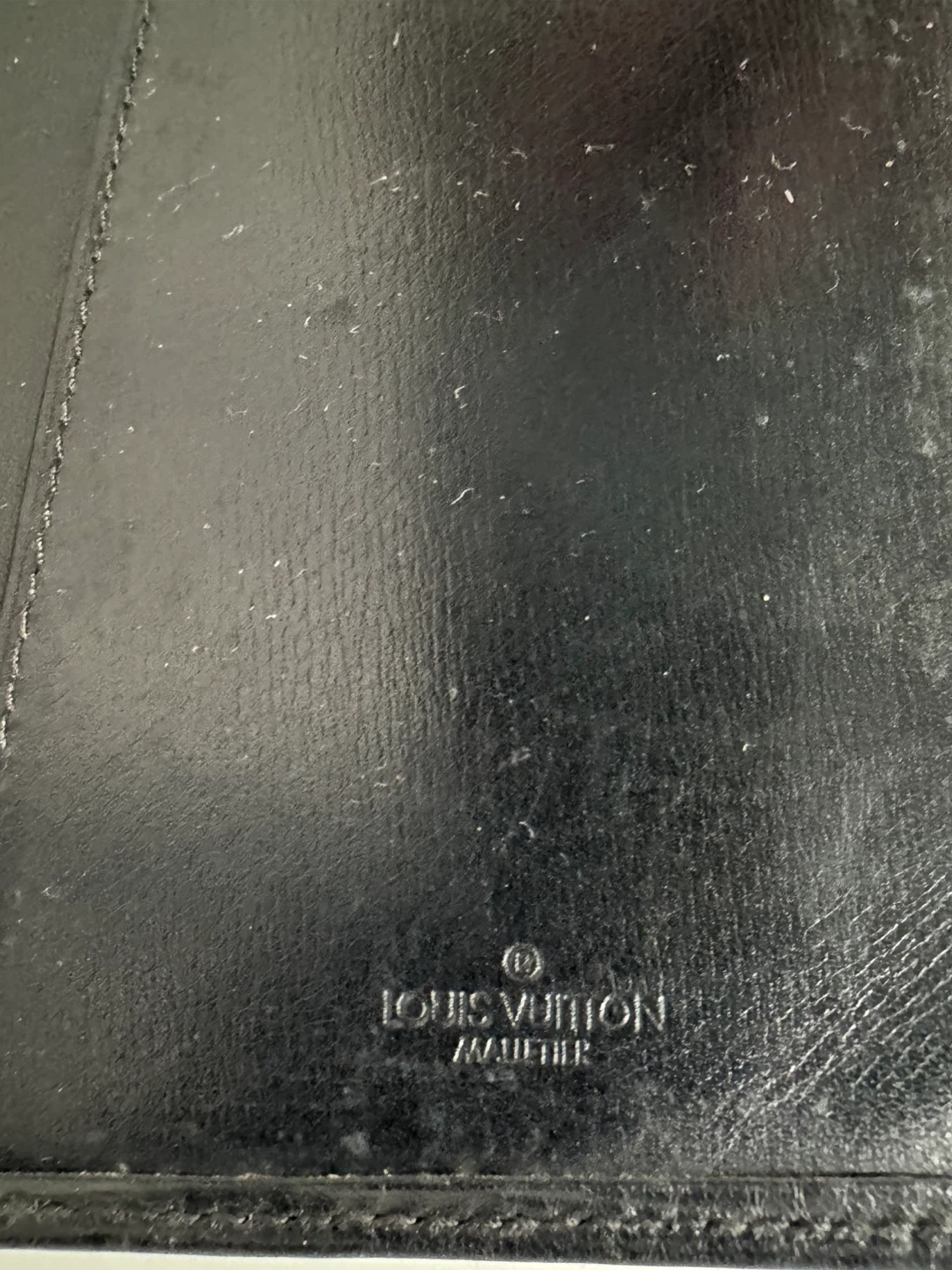 Louis Vuitton Epi Leather Bi-Fold Wallet - photo 4