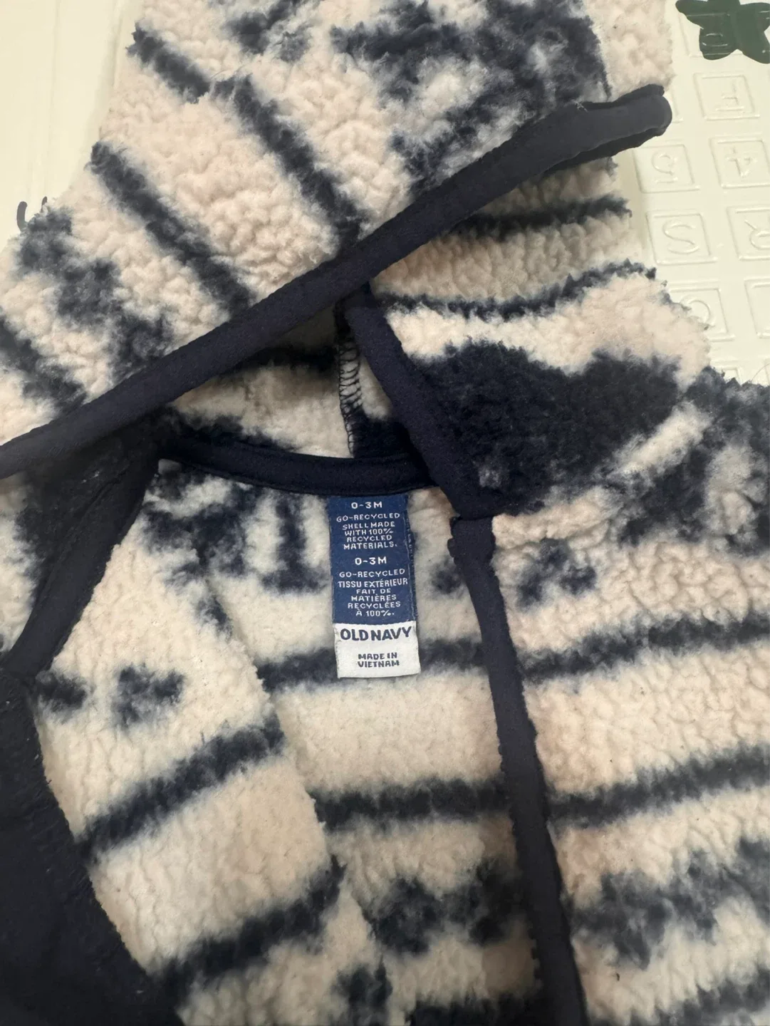 Old Navy Baby Fleece Snowsuit 0-3M - photo 2