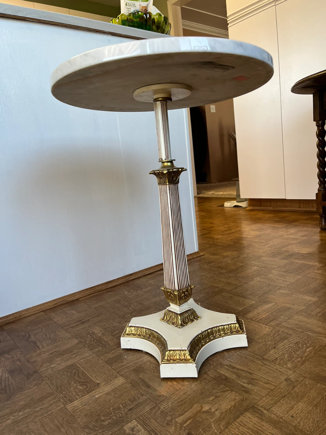 Round Marble Pedestal Accent Table made in Italy rare size - photo 5