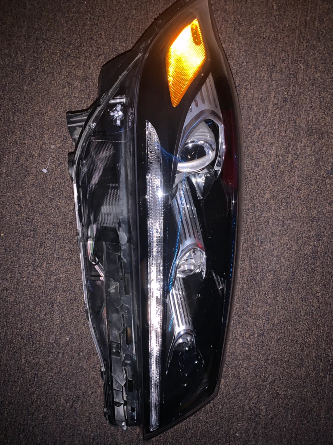 Hyundai Sorento 2017 headlight - photo 2