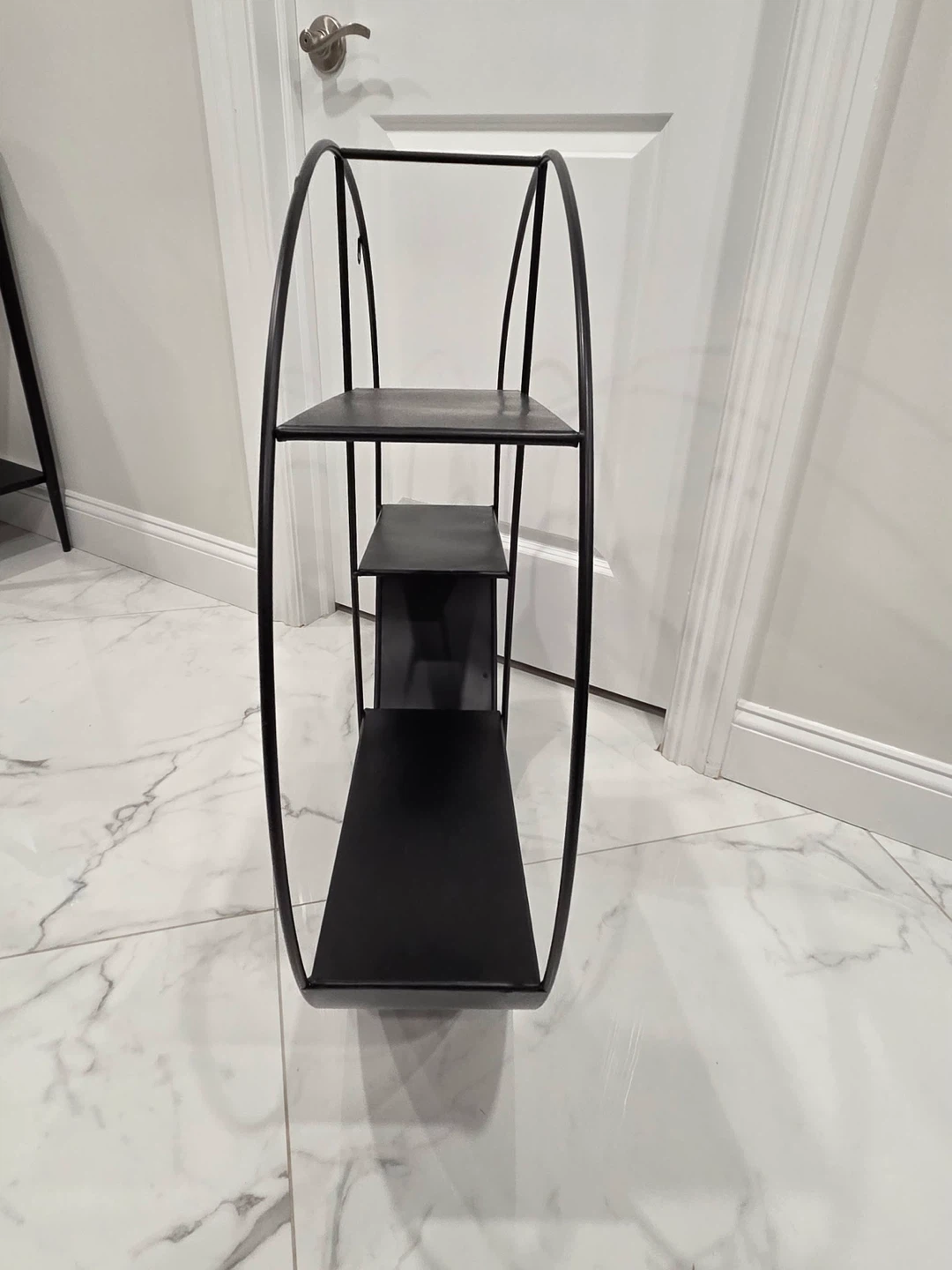 Black Metal Round Wall Shelf - photo 3