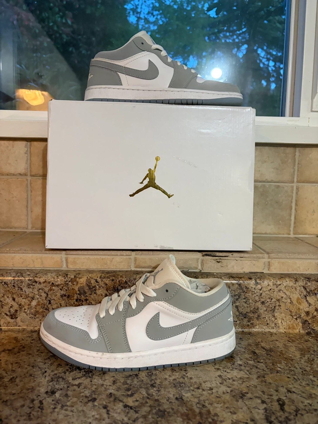 Air Jordan 1 Low SE White Grey Sneakers