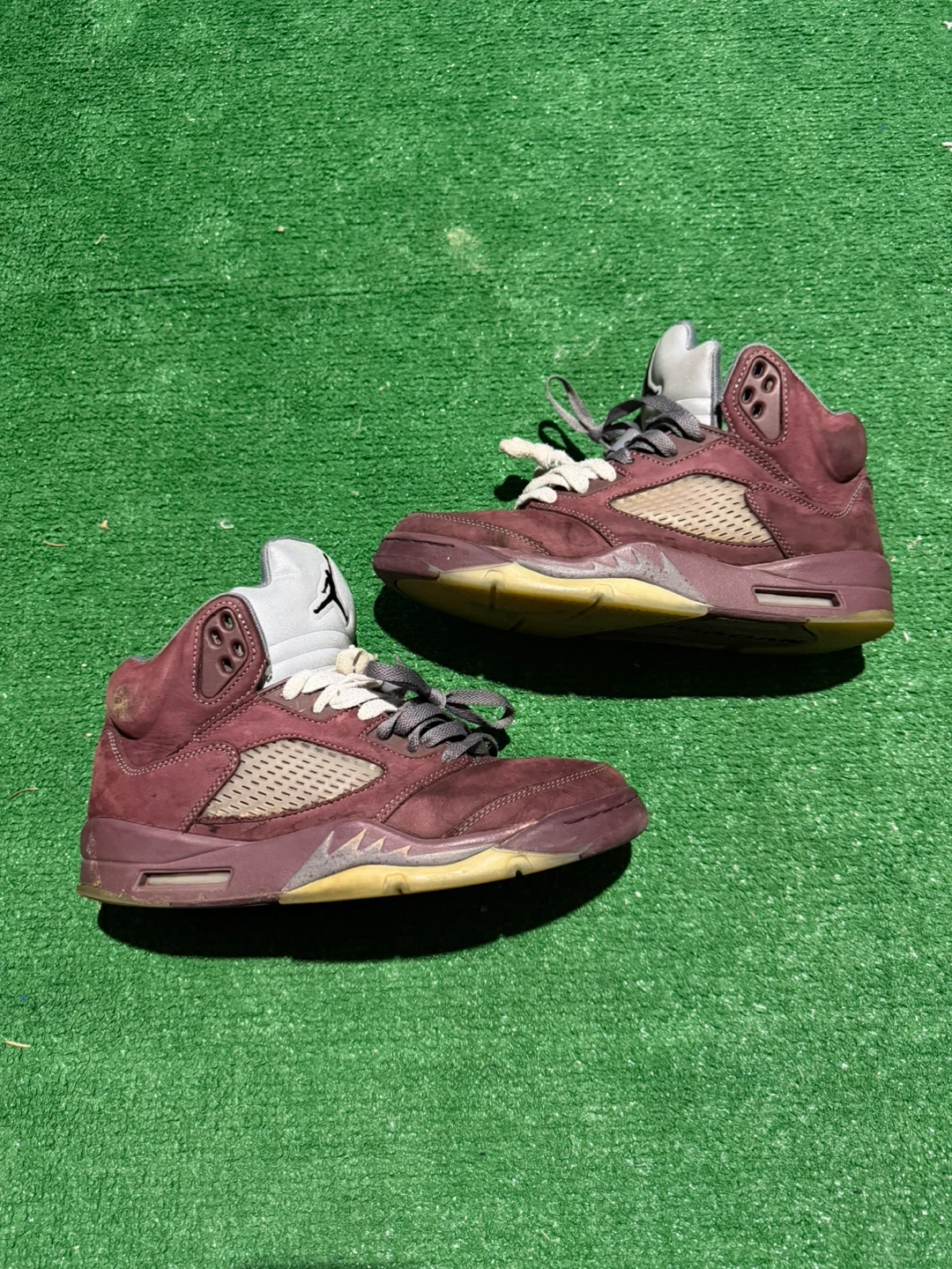 Air Jordan 5 Burgundy Shoes - photo 2