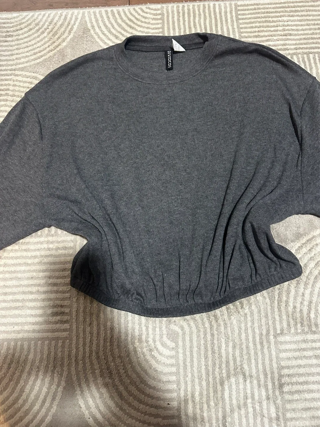 New H&M Divided Grey Ribbed Cropped Sweater - XS