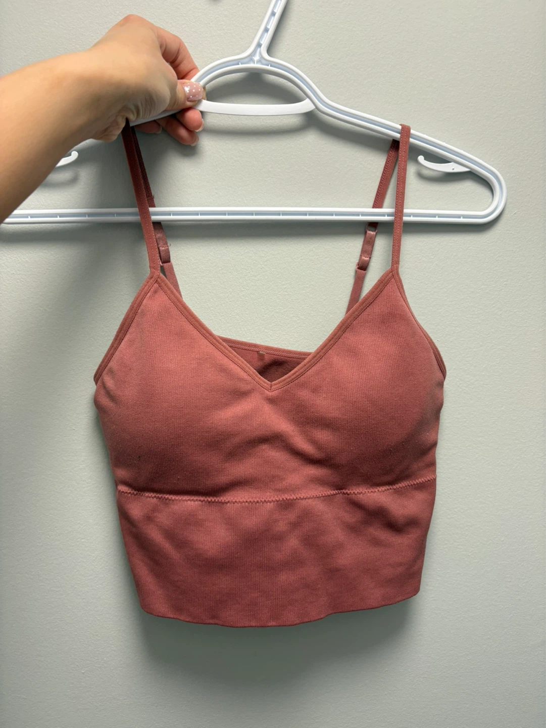 Dynamite Ribbed V-Neck Crop Tank Top - Rosewood