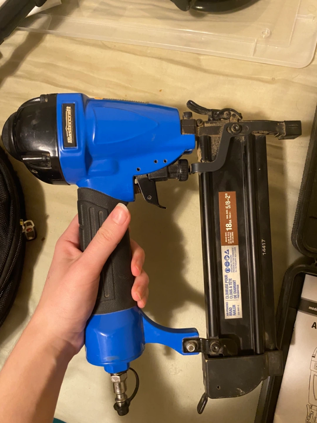 Mastercraft Air-Powered Brad Nailer with Case - photo 2