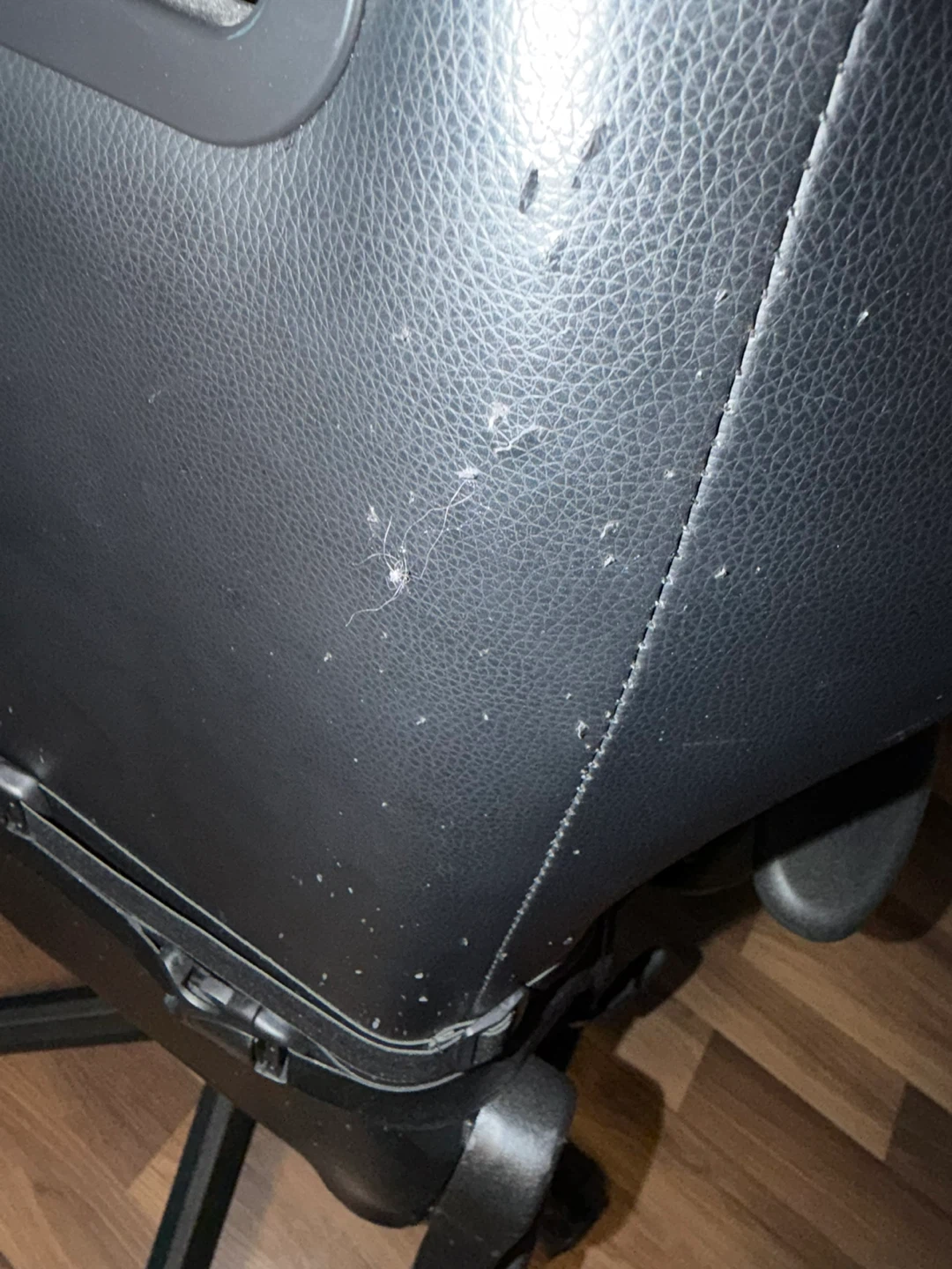 VITESSE Gaming Chair - photo 3