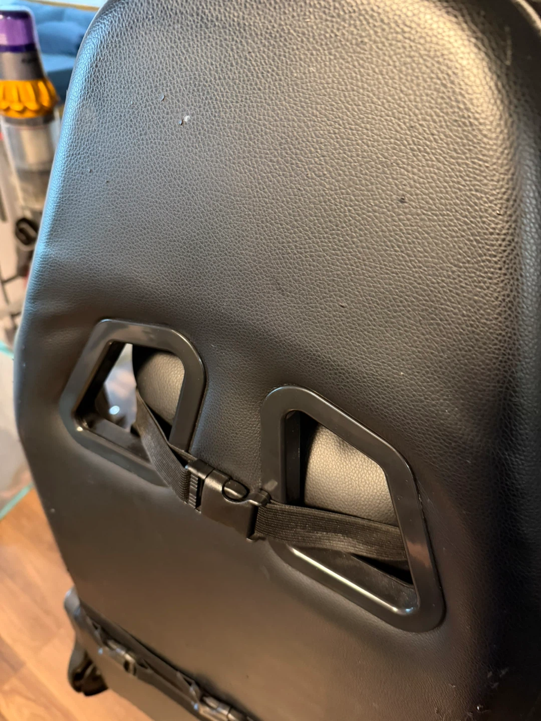 VITESSE Gaming Chair - photo 4