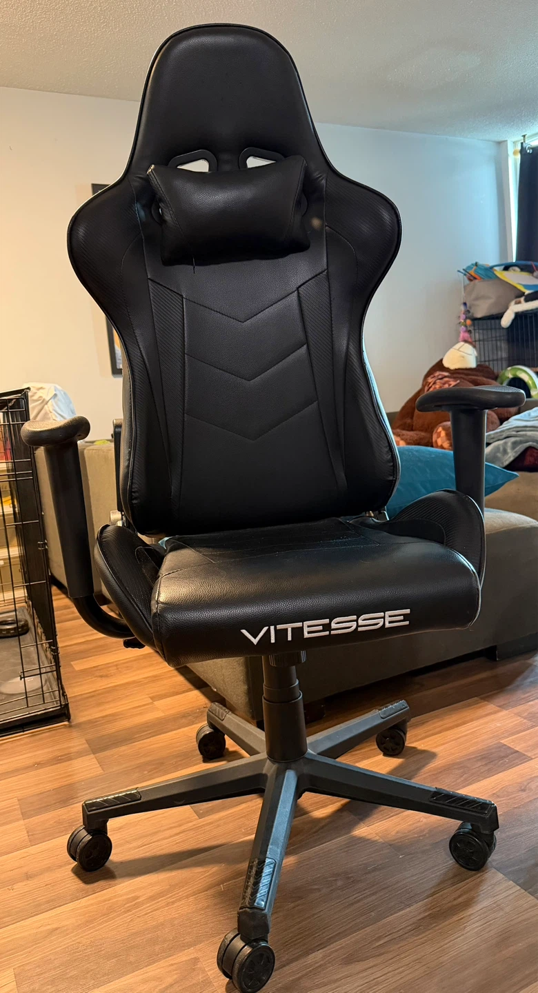 VITESSE Gaming Chair - photo 2