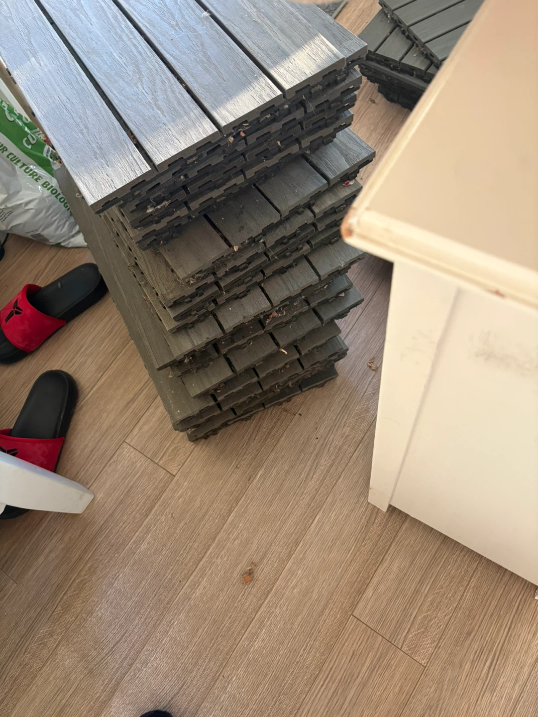 Interlocking Deck Tiles - Grey