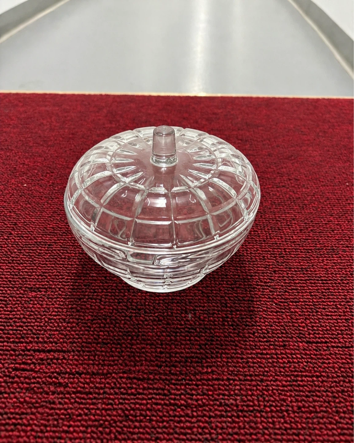 Small Clear Glass Trinket Dish With Lid - photo 2