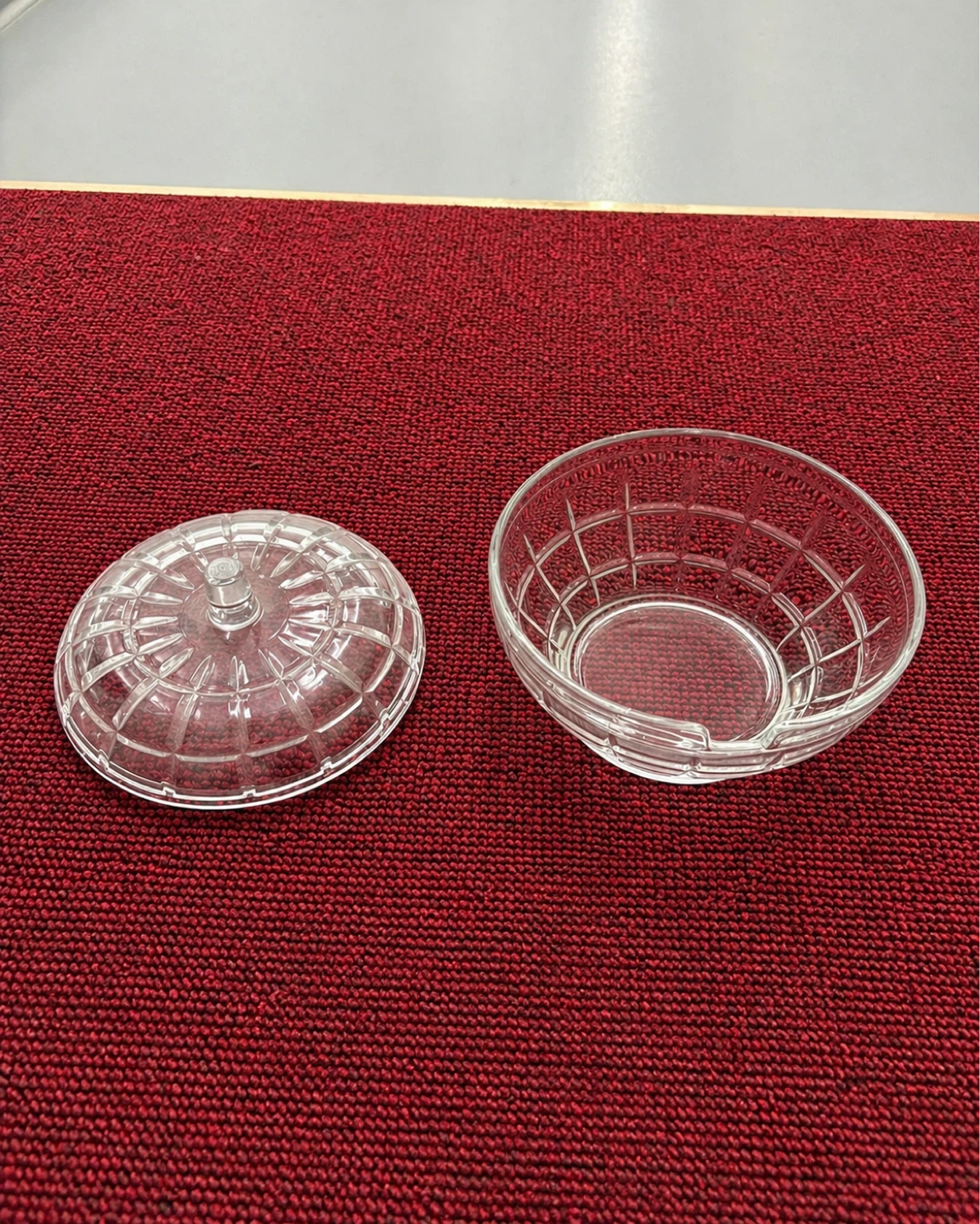Small Clear Glass Trinket Dish With Lid - photo 3