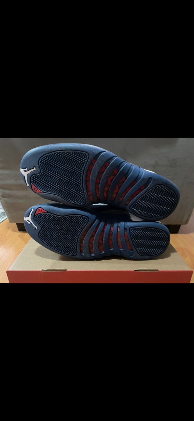 Nike Air Jordan 12 Retro Shoes - photo 4