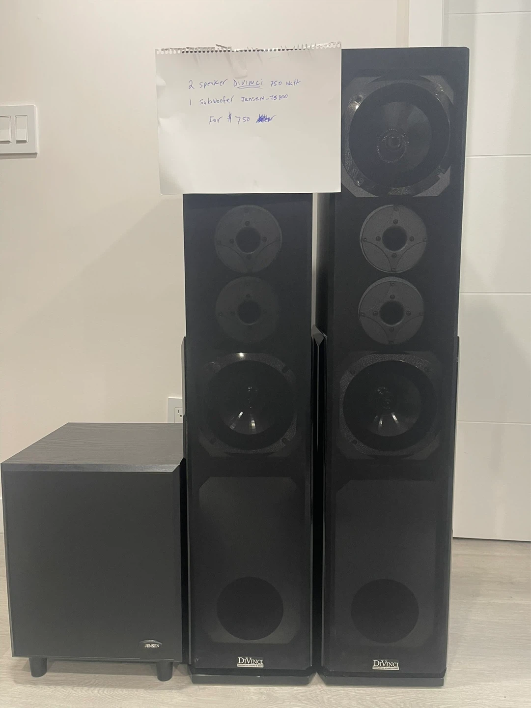 Divini Tower Speaker and Subwoofer