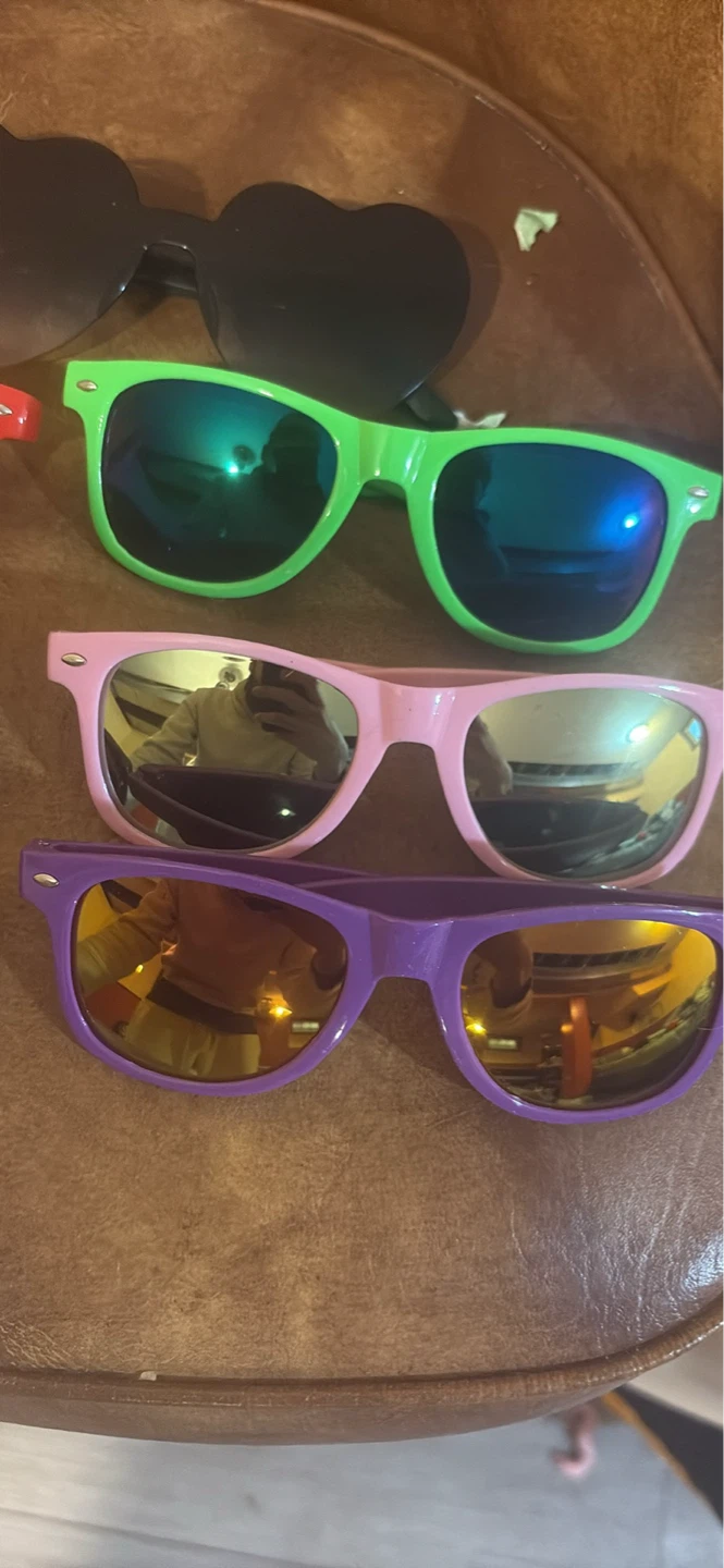 Bundle of 7 Pairs of Sunglasses