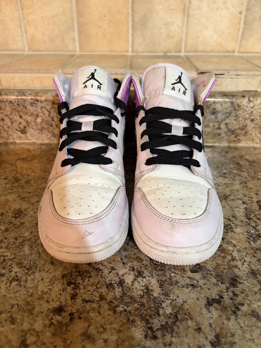 Air Jordan 1 Mid SE (Grade School) Light Purple White - photo 4