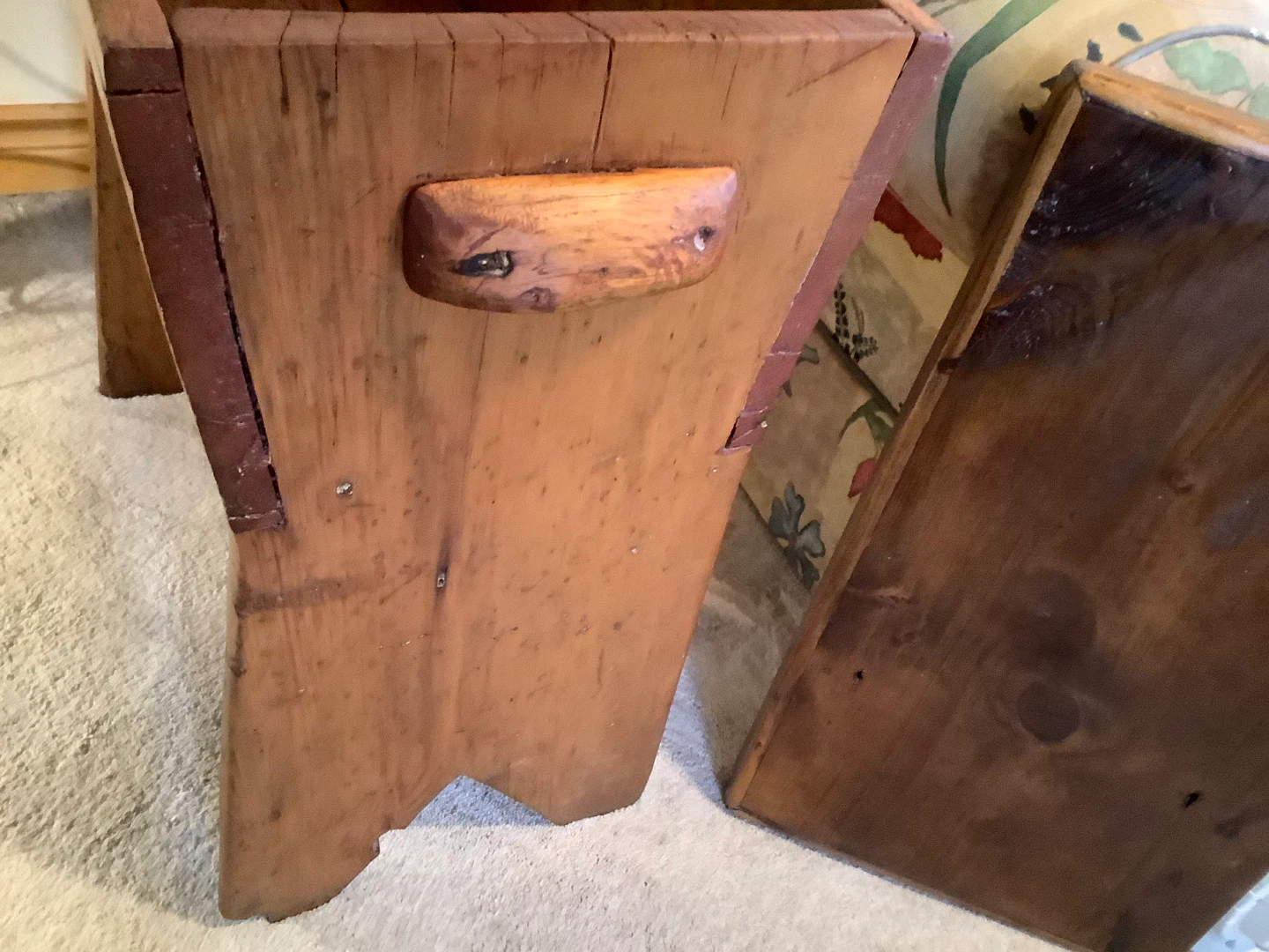 Antique Pine Wood Dough Box with Two Handles 🐞 - photo 2