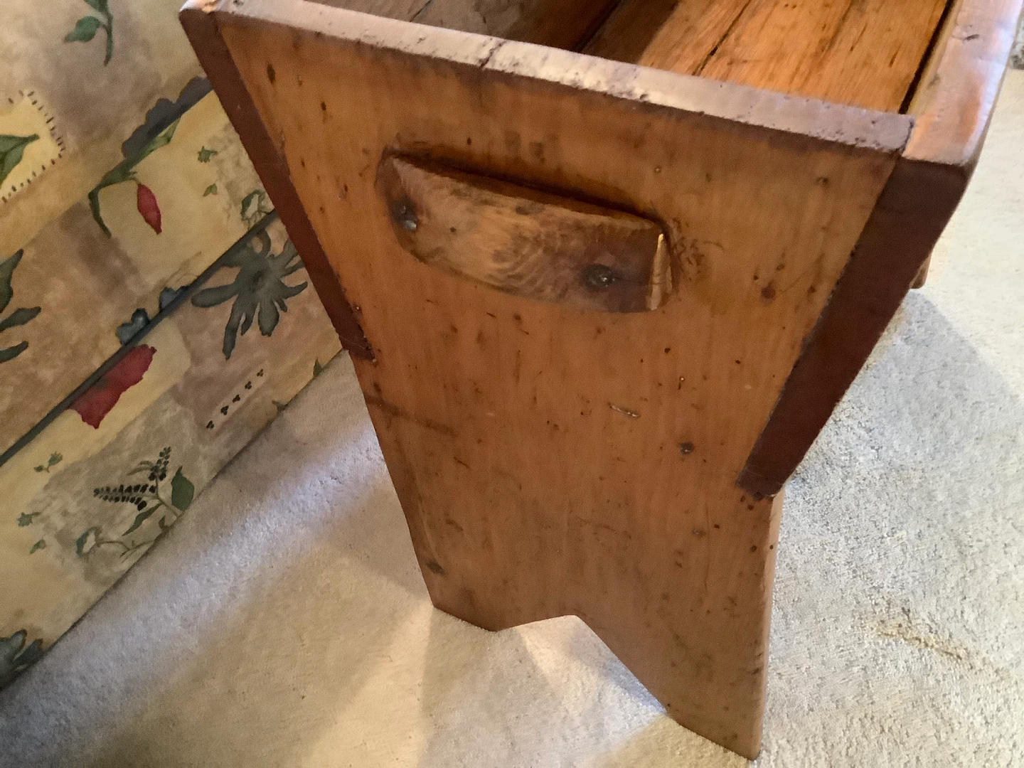 Antique Pine Wood Dough Box with Two Handles 🐞 - photo 4