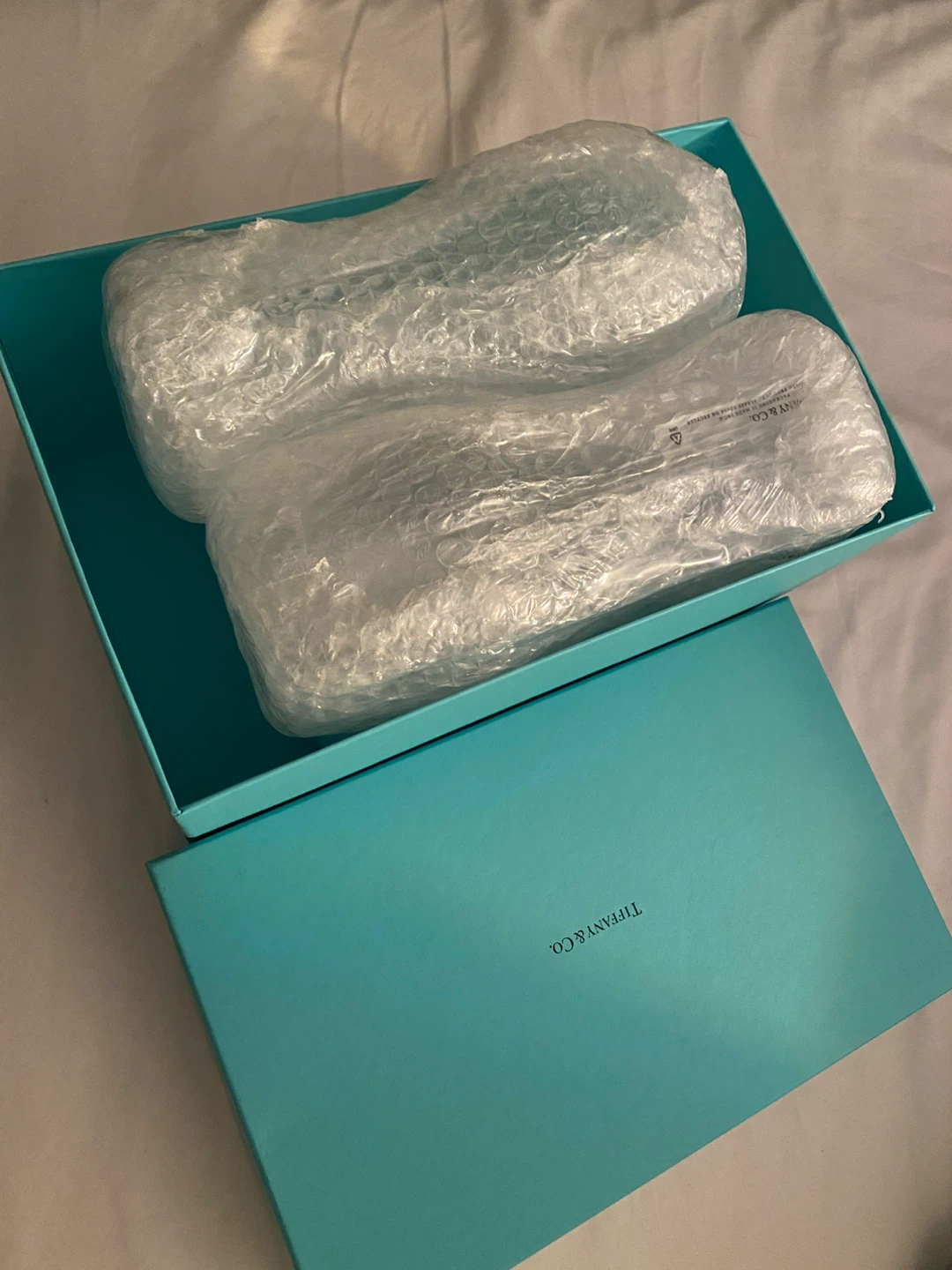 Tiffany & Co. Cabernet Wine Glass Set of Four - photo 2