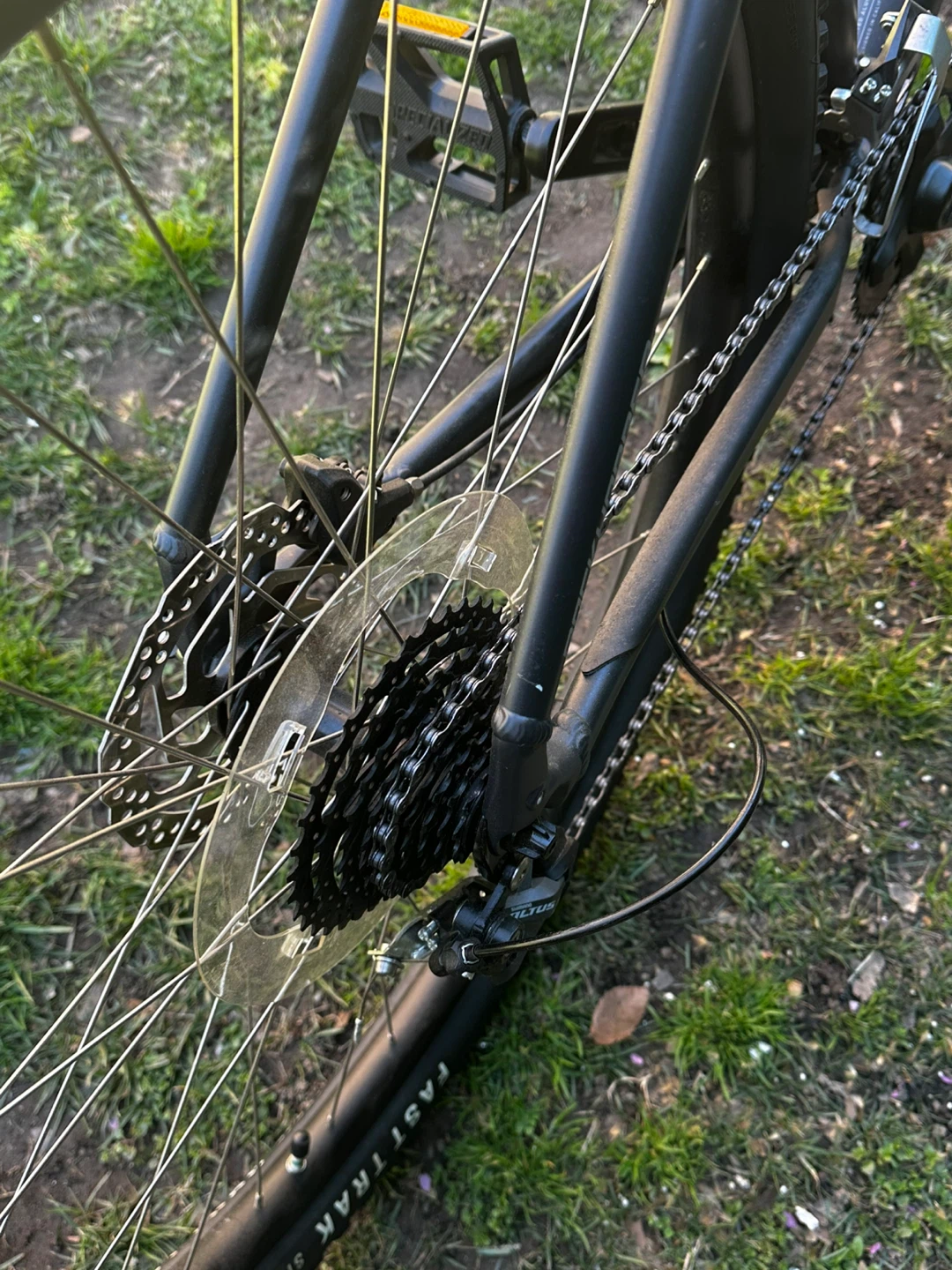 29” Specialized Rockhopper Mountain Bike - photo 4