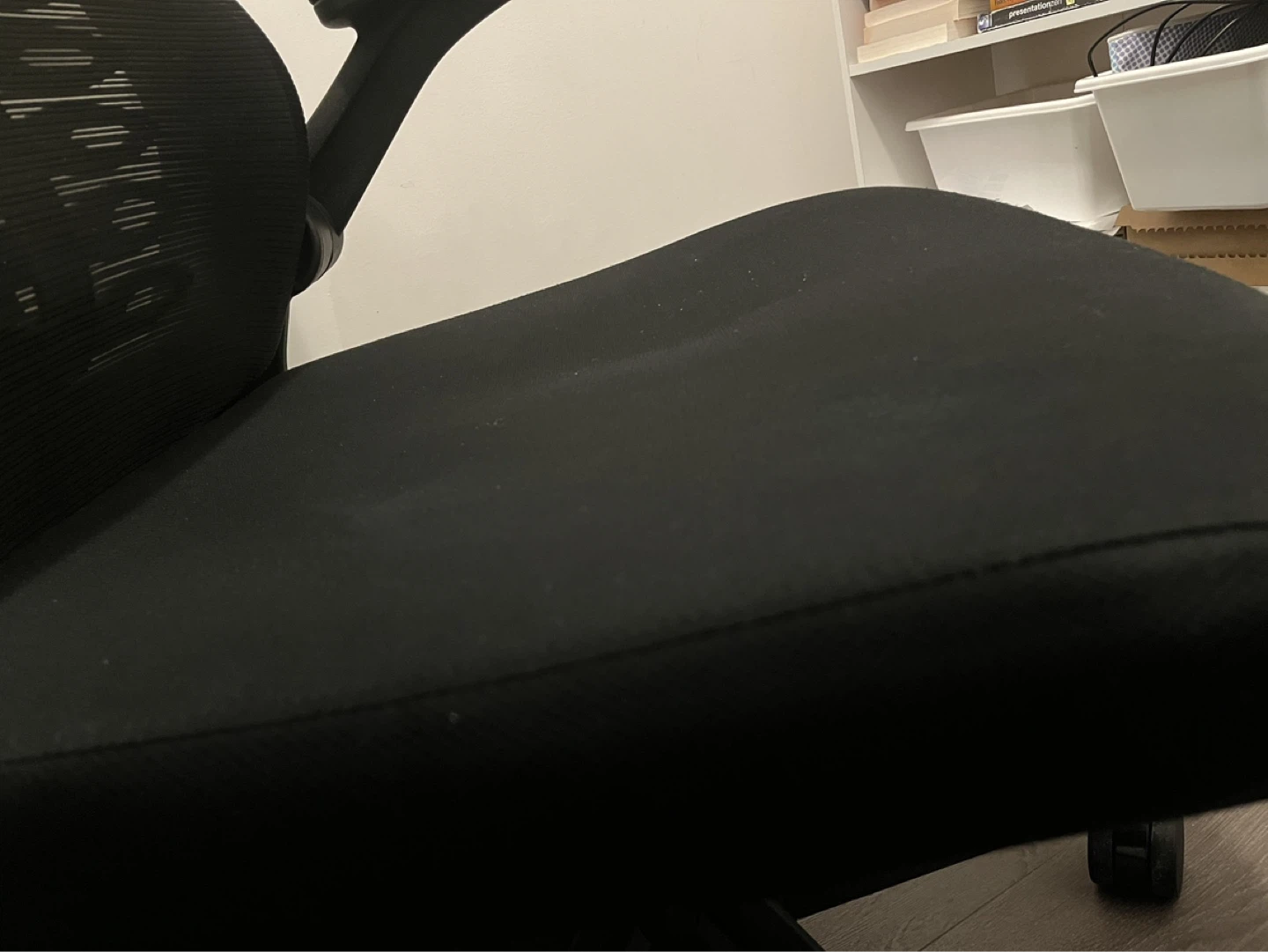 Ergonomic Office Chair (Mesh, Adjustable) - photo 5