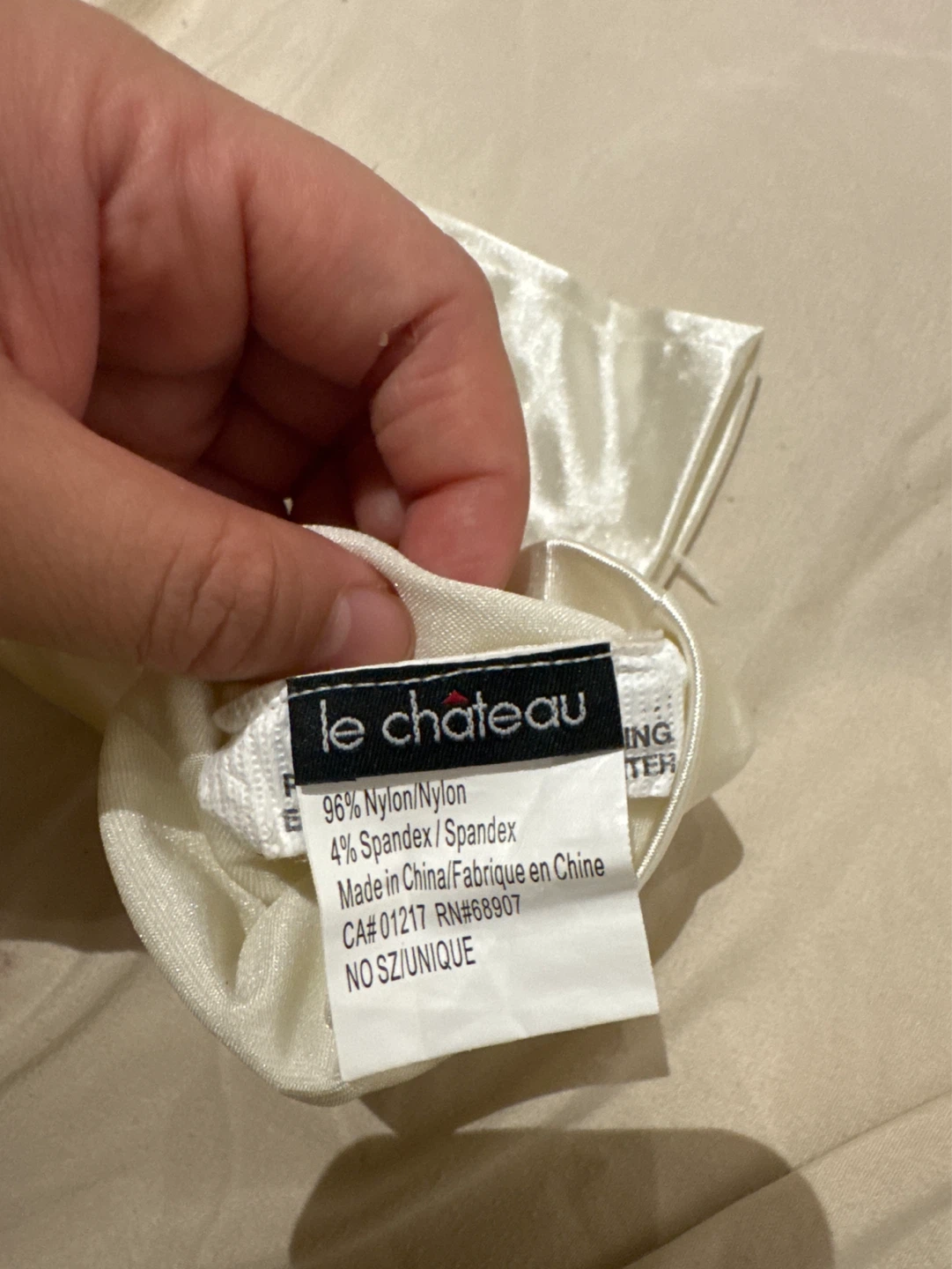Le Chateau White Satin Opera Gloves - photo 2