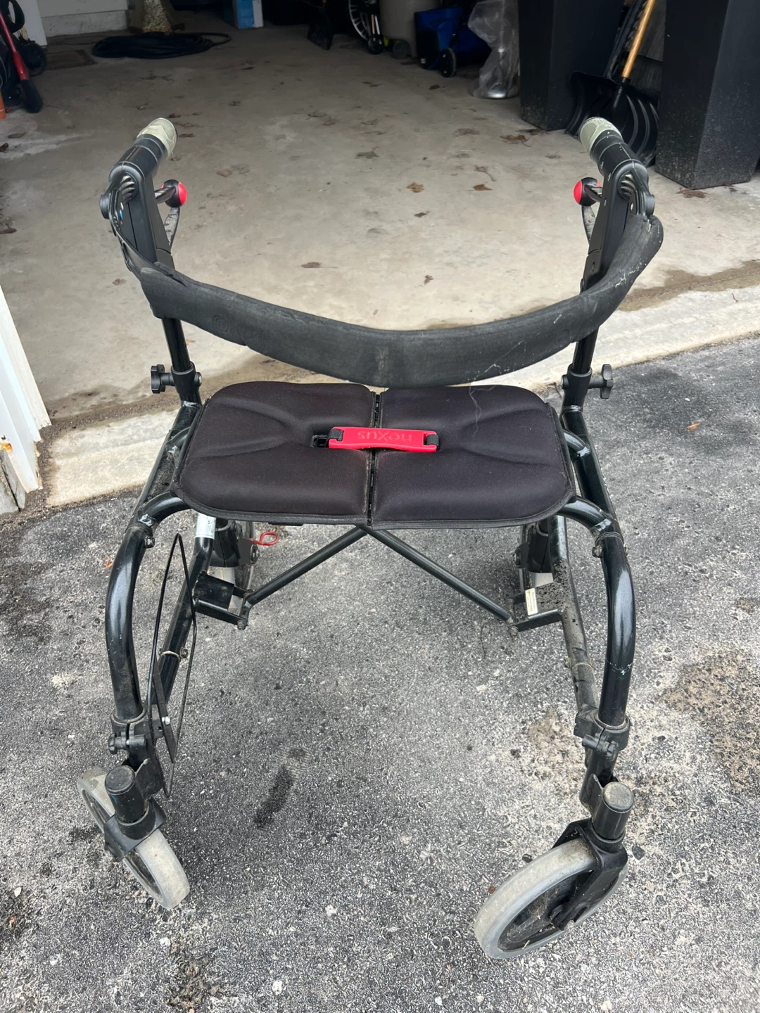 Nexus Walker - photo 2