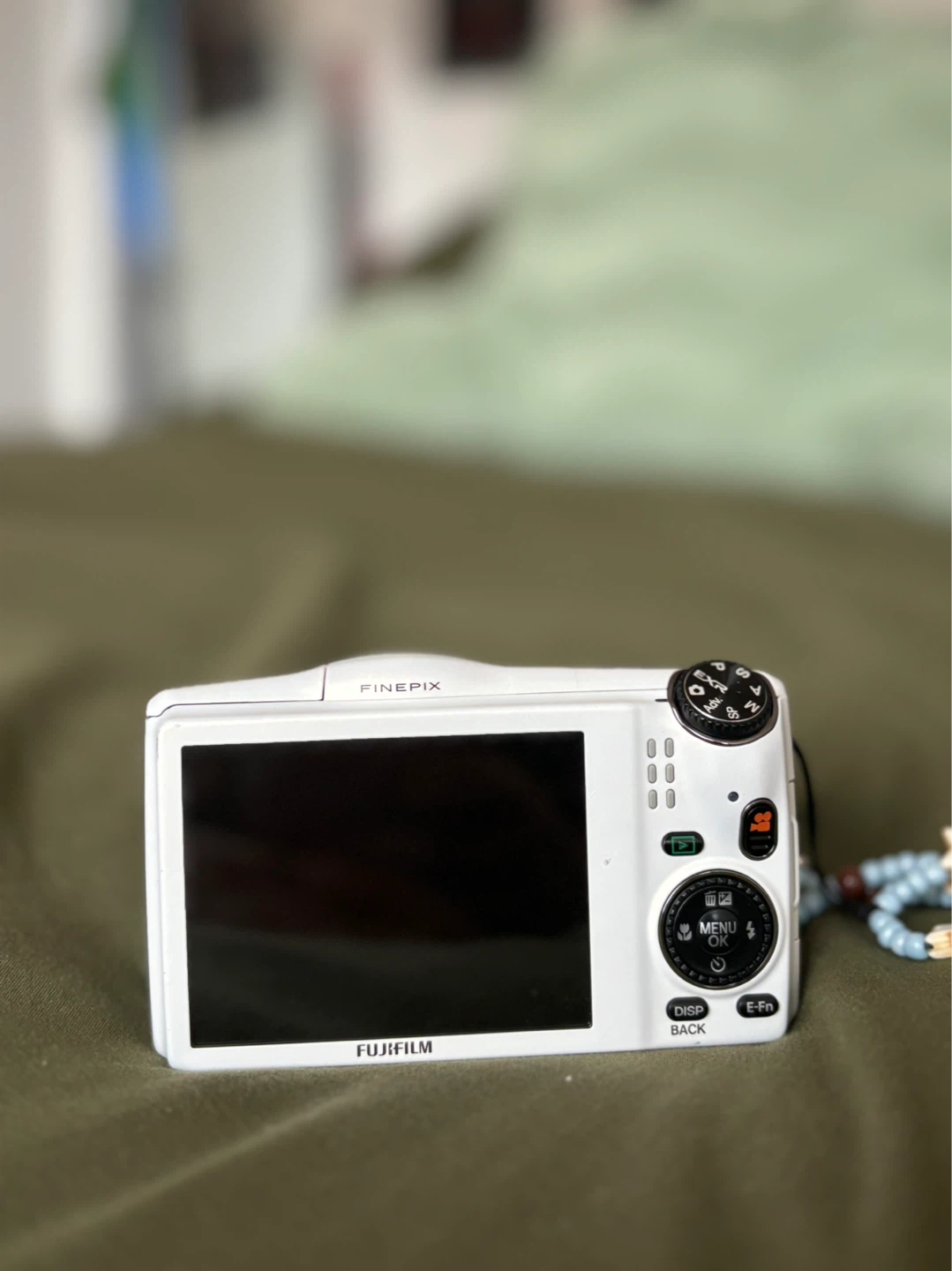 Fujifilm FinePix F850EXR - photo 3