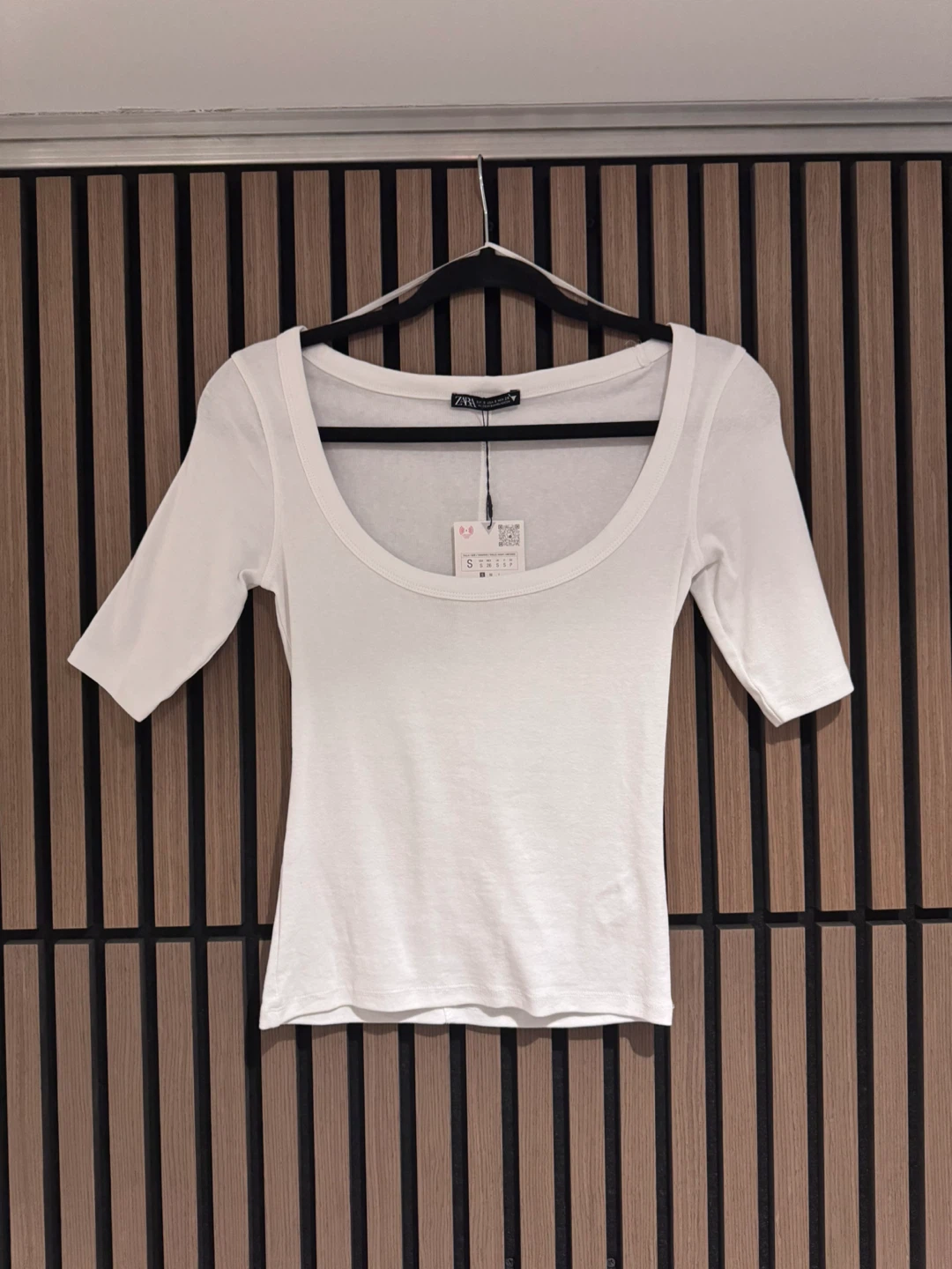 Zara White Scoop Neck 3/4 Sleeve Top Size S