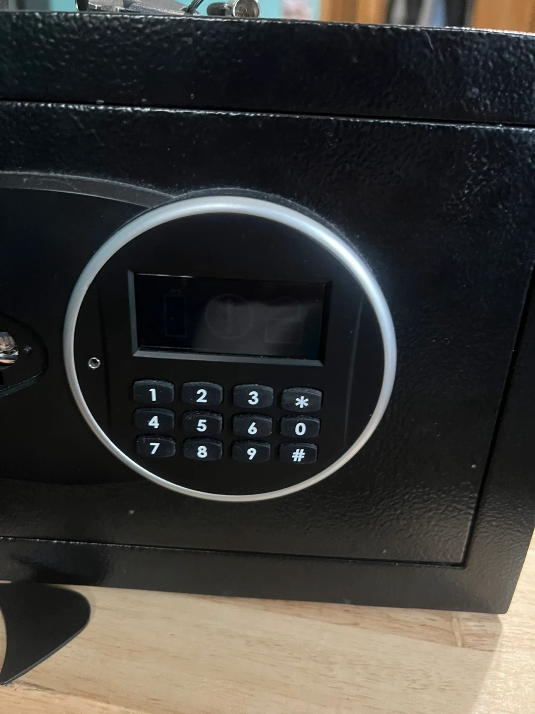 Black Digital Safe with Keys - photo 3
