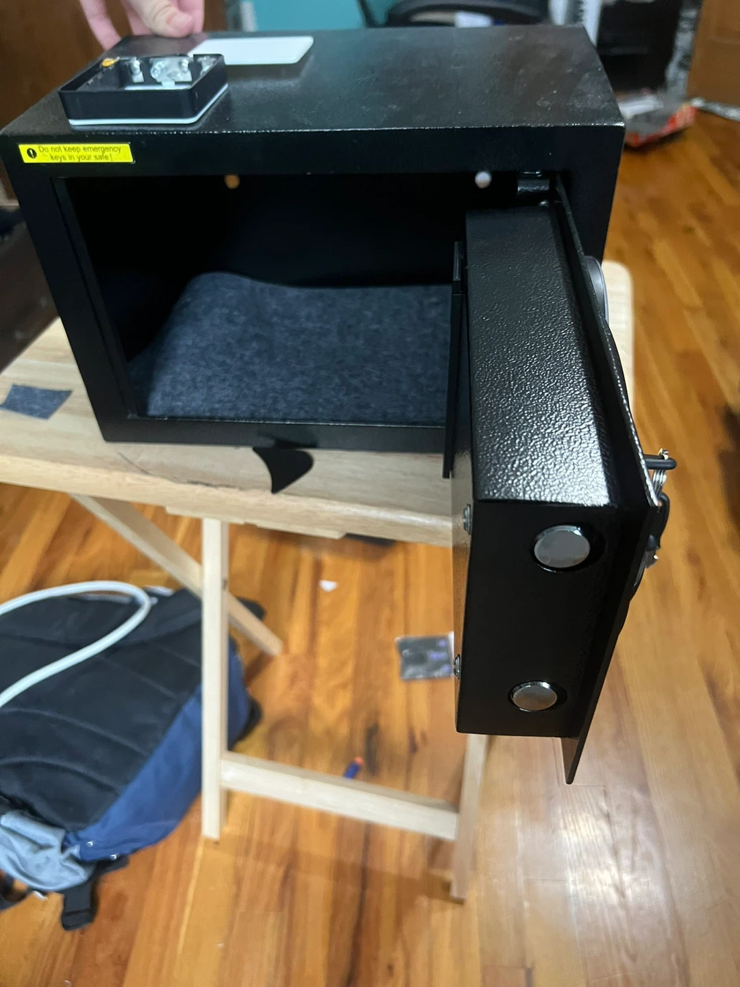 Black Digital Safe with Keys - photo 4