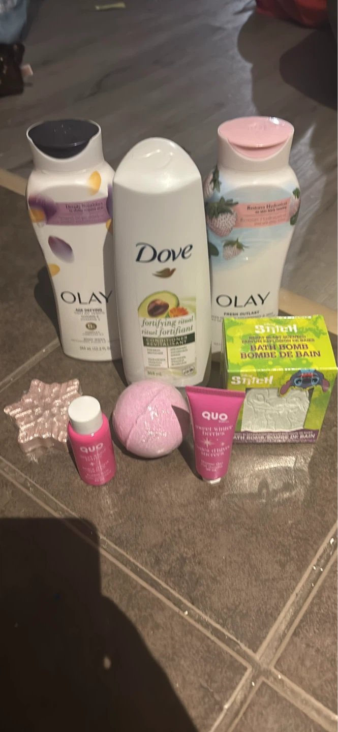 Dove Fortifying Ritual Conditioner & Olay Body Washes