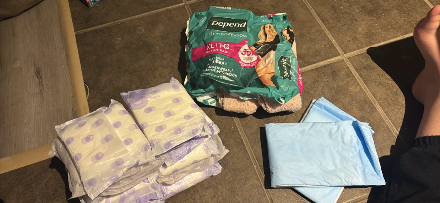 Postpartum Protection with OdorBlock XL-XXL Underwear & Bed Pads