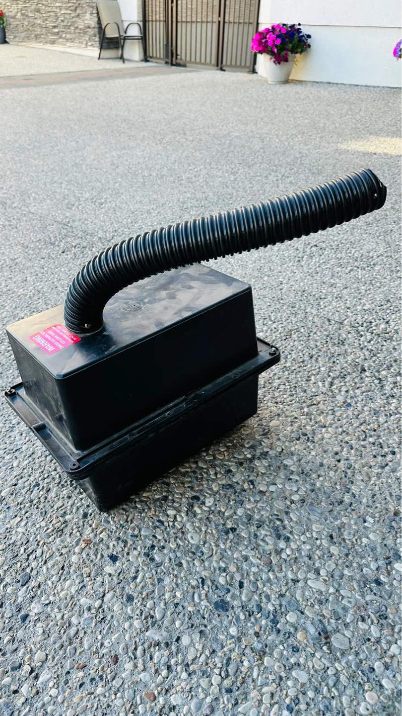RV Battery box with Hose