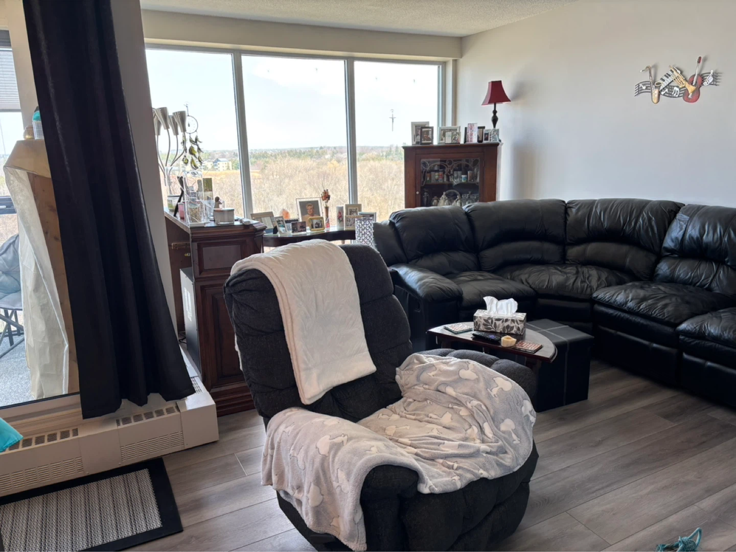 Black Leather Sectional Sofa with Recliners - photo 3